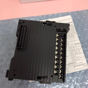 KEYENCE KV-B16TD ยูนิตเอาต์พุต MOSFET 16 จุด แบบขั้วต่อสกรู NPN พร้อมระบบป้องกันกระแสเกิน สำหรับ PLC ซีรีส์ KV รุ่น KV B16TD - Product Image 4