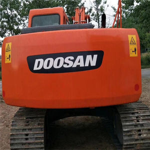 Excavatrice sur chenilles DOOSAN DH150LC 85% neuve, modèle 2020, 14,8 tonnes, d'occasion, à vendre avec moteur - Product Image 4