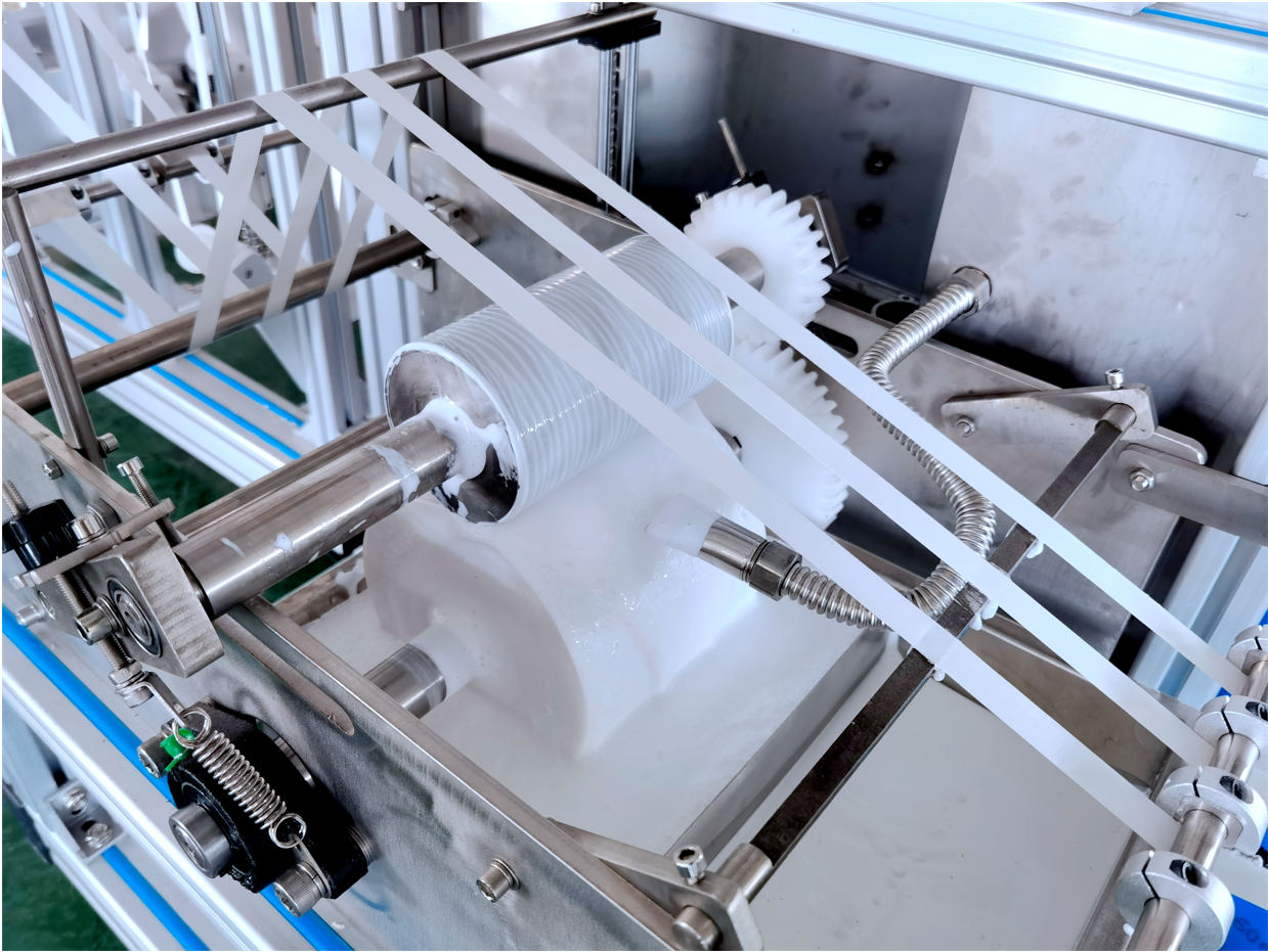 自动吸管纸制品制造机械,一次纸吸管制造机闪耀秸秆热销产品2021