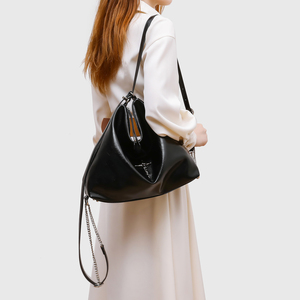 Bolso hobo de lujo para mujer, de piel sintética charolada, con correa de cadena, cierre de cremallera, moderno y elegante, bolso de hombro negro, estilo vintage. - Product Image 2