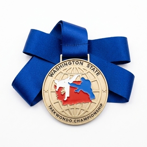 Medaglia Personalizzata <span class=keywords><strong>con</strong></span> il <span class=keywords><strong>Nome</strong></span> dello Stato, Bicolore in Smalto, Premio in Metallo <span class=keywords><strong>con</strong></span> Silhouette Dinamiche di Combattimento, Medaglia Taekwondo - Product Image 3