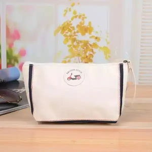 Borsa Cosmetica Personalizzata con Motivo Caramelle, Manico Morbido, Tendenza Moda, Chiusura a Cerniera, Piccola in Tela di Cotone Portatile - Product Image 4