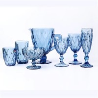Lot de verres à vin gobelets bleus rétro vintage gaufrés de la marque FLY, personnalisables avec logo, pour service de boissons – Vente en gros