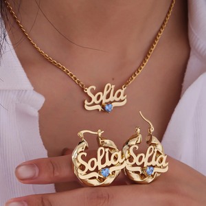 DUOYING Personalisiertes Namensschmuck-<span class=keywords><strong>Set</strong></span> mit Geburtsstein, 18K Vergoldeter Edelstahl, Zirkon-Buchstaben-Ohrringe und Halskette für Frauen und Kinder - Product Image 3