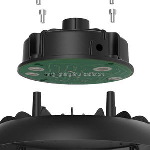 Potente Lampada Industriale Sospesa da 200W, Illuminazione High Bay 60 °   90 °   120 °   Lampada a Sospensione Rotonda UFO 85-265v Ampio Voltaggio con Impermeabilità IP66 - Product Image 6