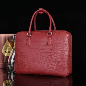 กระเป๋าเอกสารหนังจระเข้แท้ใหม่ นุ่มสบาย สำหรับผู้ชาย กระเป๋าสะพายไหล่สุดหรู ทนทาน จุของได้เยอะ - Product Image 2