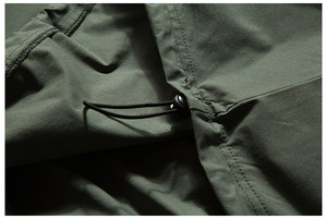 Haut à manches courtes rétro pour homme en tissu polyester, coupe ample et respirante, idéal pour les vêtements essentiels de streetwear estival - Product Image 5