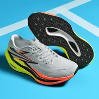 Chaussures de course ultralégères dotées d'un matériau en fibre de carbone C-Hion absorbant les chocs, adaptées à l'entraînement physique et aux activités de plein air.