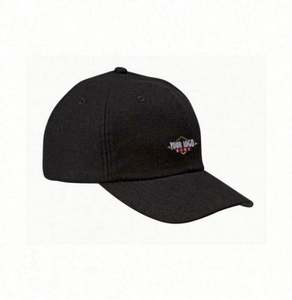 Bonnet personnalisé avec logo brodé, chapeau tricoté chaud pour l'hiver et les activités de plein air - Product Image 6