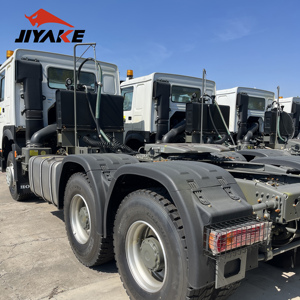 Camion tracteur d'occasion <span class=keywords><strong>CRRC</strong></span> Howo Diesel Euro2 351-450ch 10 roues 6x4 Suspension pneumatique droite Weichai pour transport logistique - Product Image 3