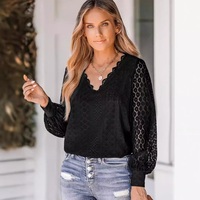 Chemisier et chemise pour femmes personnalisés OEM vêtements pour femmes hauts col en V dentelle patchwork chemise à manches lanterne pour femmes GIMILY