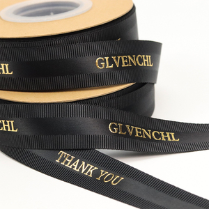 <span class=keywords><strong>Cintas</strong></span> de Raso <span class=keywords><strong>Personalizadas</strong></span> de Fábrica para Envolver Regalos, <span class=keywords><strong>con</strong></span> Impresión de <span class=keywords><strong>Nombre</strong></span> de Marca en Lámina Dorada y Logotipo en Relieve - Product Image 1