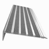 Profilés de marche d'escalier antidérapants en marbre, disponibles en plusieurs couleurs, pour l'extérieur et la sécurité