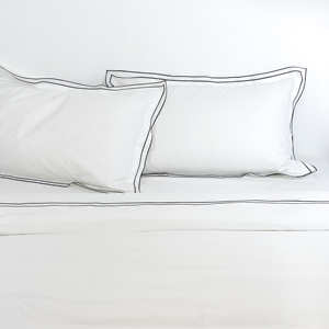 Juego de Ropa de Cama de Hotel de 5 Estrellas al <span class=keywords><strong>por</strong></span> <span class=keywords><strong>Mayor</strong></span>, 100% <span class=keywords><strong>Algodón</strong></span>, 300 Hilos, Acabado Doble Overlock, Juego de Sábanas de Percal de 4 Piezas - Product Image 1