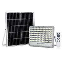 Projecteur solaire LED extérieur à panneau monocristallin en aluminium IP65, 3 ans de garantie, 50W à 300W, 2700K à 6500K, 170 lm par W