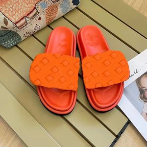 Sandales plates d'été pour femmes, légères et confortables, à <span class=keywords><strong>plateforme</strong></span>, avec fermeture auto-agrippante, dessus en nylon gaufré, semelle épaisse, pour la plage - Product Image 1