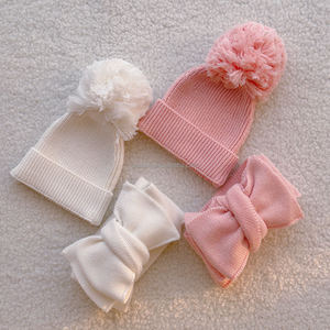 Pasgeboren Accessoires Gebreide Set Strik Beanie Sokken Baby Hoofddeksels Pom-Pom Dubbele Geribbelde Gebreide Muts Geboorte Aankondiging Outfit - Product Image 3
