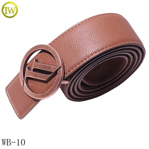 Fibbia per Cintura Personalizzata con Lettere Intagliate, Accessorio Rotondo in Metallo Lucido con Logo, Fibbie Western con Nome e Cintura in Pelle - Product Image 6