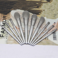 Ensemble de 10 pinceaux de maquillage personnalisés, poils synthétiques de haute qualité, tube en aluminium, manche en bois, pinceaux à poudre pour le visage
