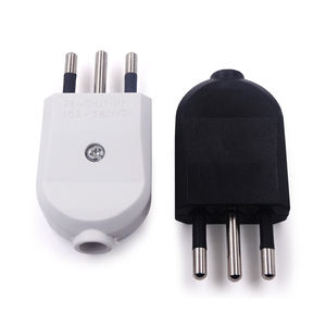 Enchufe recableable de Italia de alta calidad 10A 250V Enchufe eléctrico chileno de Italia de tres pines redondos - Product Image 2