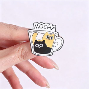Pin Esmaltado de Gato Negro con Taza de Café, Diseño Americano, Latte, Mocha, Cappuccino, Broche de Gatito para Decoración de Mochila - Product Image 2