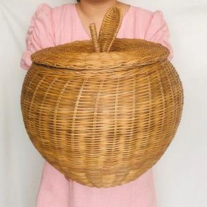 ตะกร้าหวายแอปเปิ้ลธรรมชาติสำหรับใช้ในโรงรถ - Product Image 1