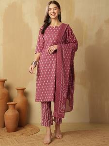 Motivos étnicos malva estampados Algodón puro muesca-Cuello Kurta con pantalones y Dupatta con pantalón producto a granel personalizado mujeres - Product Image 4