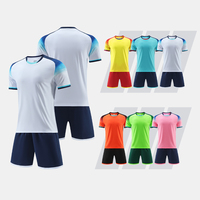 Hochwertiges Maßgeschneidertes Jugend-Fußball-Trikot-Set Feuchtigkeitsableitend 100% Polyester Trikot-Kit Liga-Club-Spiel Großhandelsbestellung