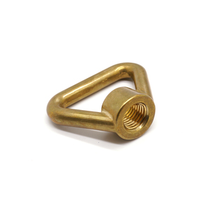 Écrous triangulaires en laiton à filetage femelle pour applications de levage intensives - Product Image 2