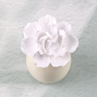 Diffuseur d'huiles essentielles en porcelaine, parfumé, en forme de fleur de camélia, en céramique minimaliste, pour la décoration de la maison, désodorisant d'ambiance