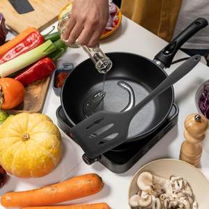 Wholesale 5-piece <b>Silicone</b> Spatula Set Rubber Cooking Utensils Set Heat Resistant <b>Silicone</b> Kitchen Utensils Cooking Spatula Set - Product Image 4