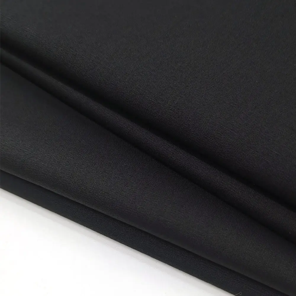 /35% coton uni teint respirant Polyester/coton tissu en gros 65% Polyester chemise noir tissé léger Plaids 110*76