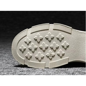 Nouvelles baskets montantes pour hommes, directement de l'usine, respirantes, tendance, polyvalentes, antidérapantes, résistantes à l'usure, pour le sport quotidien - Product Image 6