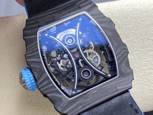 Reloj de lujo personalizado de alta calidad con caja cuadrada hueca de fibra de carbono, cristal de zafiro y correa de nailon, elegante reloj para hombre. - Product Image 5