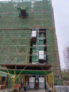 Pompa Gearbox Mesin <span class=keywords><strong>Hoist</strong></span> Konstruksi Ringkas Kinglong untuk Ruang Terbatas, Beban 1,6 Ton, Tinggi 60m, Mudah Dipindahkan, Perakitan Cepat - Product Image 4