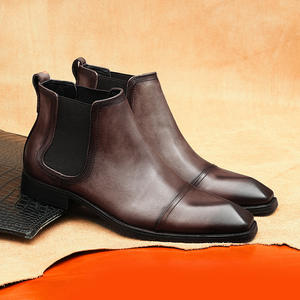 Nouvelles Bottes d'Hiver Imperméables Classiques Polyvalentes Décontractées Montantes pour Hommes en Cuir Véritable Rehaussantes pour le Travail en Extérieur et le Sport - Product Image 1