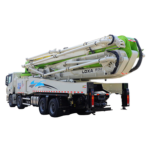 Camión Bomba de Concreto Foton 470 HP 8x4, Ideal para Grandes Proyectos de Construcción, Mezcladora de Concreto y Semirremolque de Transporte - Product Image 2