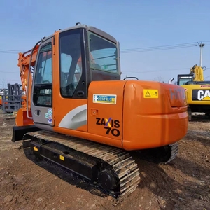 Excavatrice d'occasion en bon état de marche, 7 tonnes, mini-excavatrice Hitachi ZX70 d'occasion en vente - Product Image 4