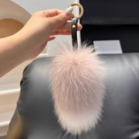 Porte-clés de voiture en fourrure de renard style forêt mignon, pendentif de sac en peluche fait main, unique et créatif pour femme