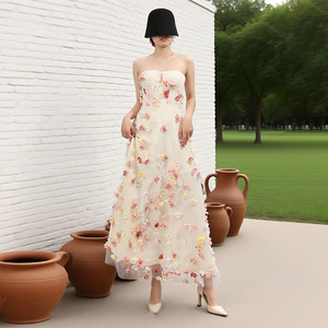 Eleganti Abiti da Sera con Applicazioni Floreali 3D, Vestito a Sirena per Donna, Abito Formale da Cerimonia, Vestito da Cocktail Aderente per Taglie Forti - Product Image 1