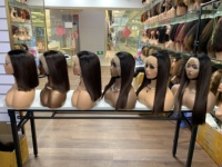 Offre Spéciale : Cheveux Vietnamiens Lisses (Bone Straight) en Gros – Frontal 13x4 Couleurs T1B/4, 12 Pouces pour un Look Tendance