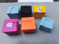 Caja Organizadora de Plástico Personalizada, Toallitas Desechables para Gafas, Guantes, Múltiples Colores y Tamaños Opcionales, Diseño Luminoso y Funcional