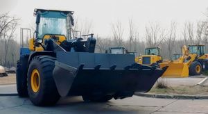 SHANTUI L68K-G, Chasis de Ancho Variable de 23 Toneladas, Versátil para Construcción Urbana, Precio de Fábrica - Product Image 2