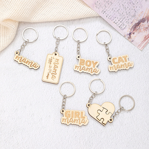 Custom Creative Personalization Wooden Keychain Accessory Men Women Car Keyring Decoration Pendants Souvenirs Gifts
