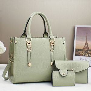 Maxfree Luxury Elegant Woman <b>Tote</b> <b>Bags</b> Large PU Handbags <b>Zip</b> Closure Two Handles Fashionable Autumn Commuting Portable - Product Image 5