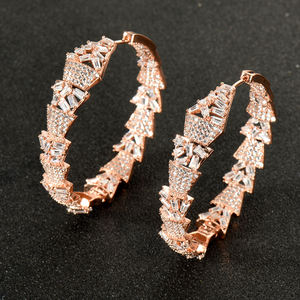 HIBRIDE Trendy vergoldet Frauen Braut Creolen mit funkelnden Baguette CZ Beauty Schmuck Zubehör Großhandel E-959 - Product Image 4