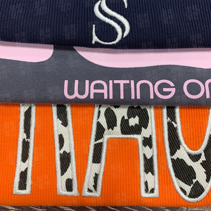 เสื้อกล้ามออกกำลังกาย OEM สำหรับฤดูร้อน แบบไม่มีแขน สปอร์ต ฟิตเนส ปักโลโก้ตามสั่ง ผ้าฝ้ายผสมสแปนเด็กซ์ แต่งริบบิ้นและหมุด - Product Image 6