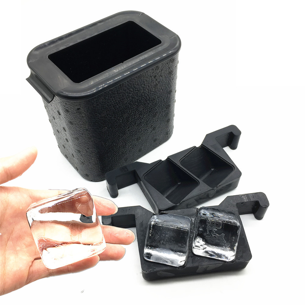 Molde claro del hielo del cubo