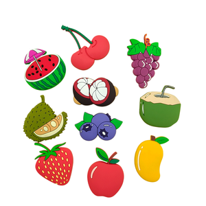 Imán para Refrigerador con Diseño de Frutas, Adhesivo Magnético de PVC con Impresión Digital, Decoración para Puerta con Dibujos Animados de Sandía y Fresa, Promoción para el Hogar - Product Image 5