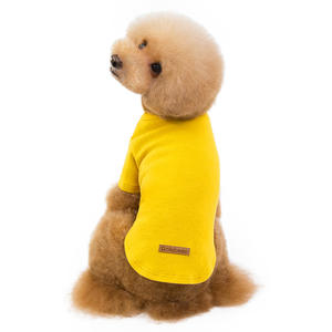 Vêtements pour animaux de compagnie en gros, t-shirt de survêtement pour chien à col haut en coton et polyester rayé de luxe - Product Image 6